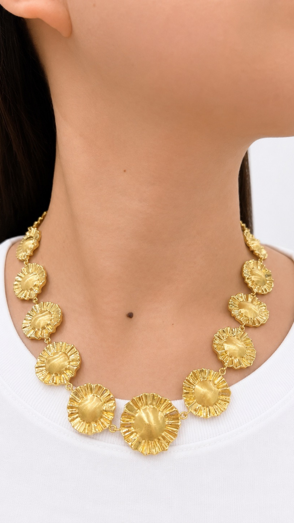 17 Suns Necklace Size 18 - Size 20