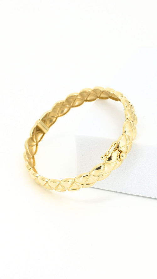 Crush Quilt Design Bangle - Size 18