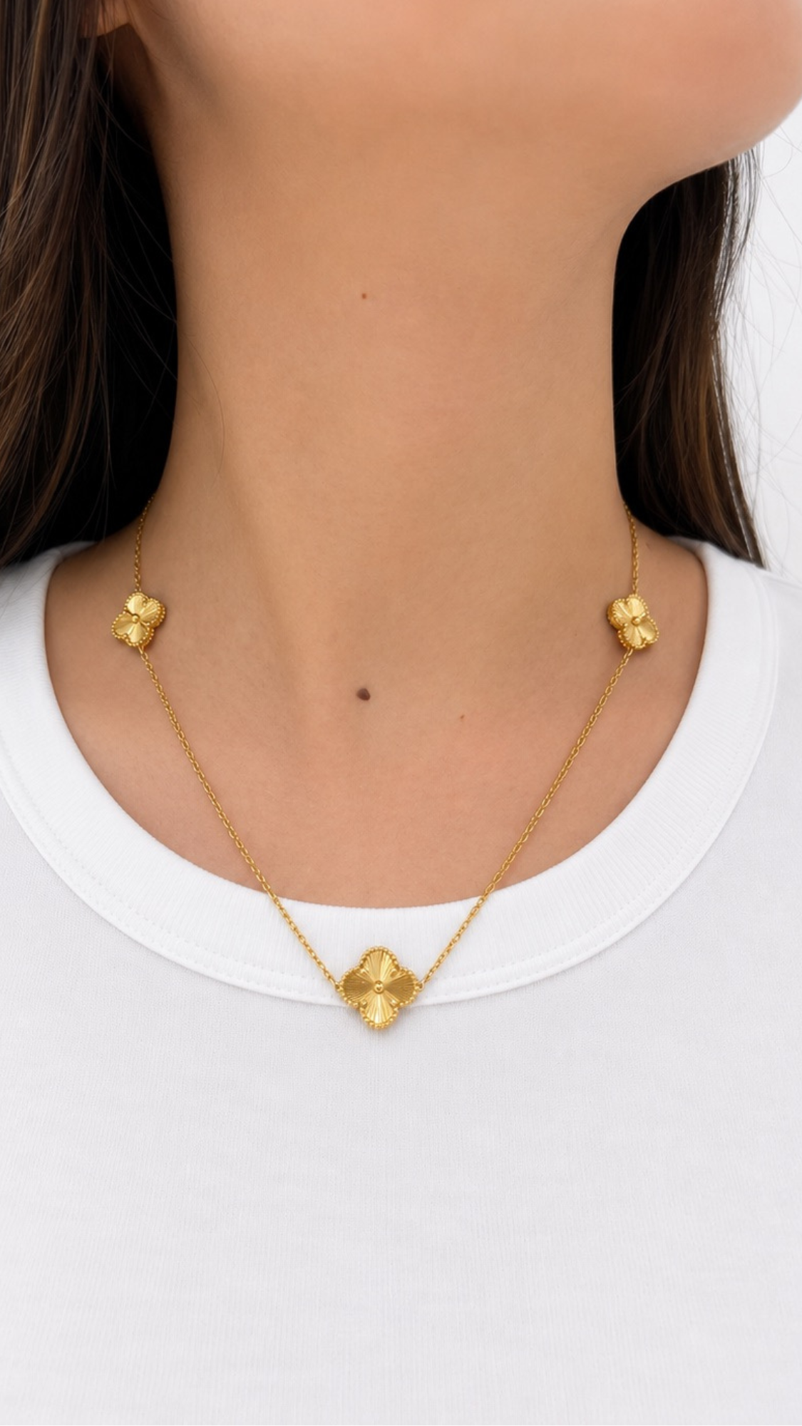 3 Flowers 15mm Necklace - Size 18