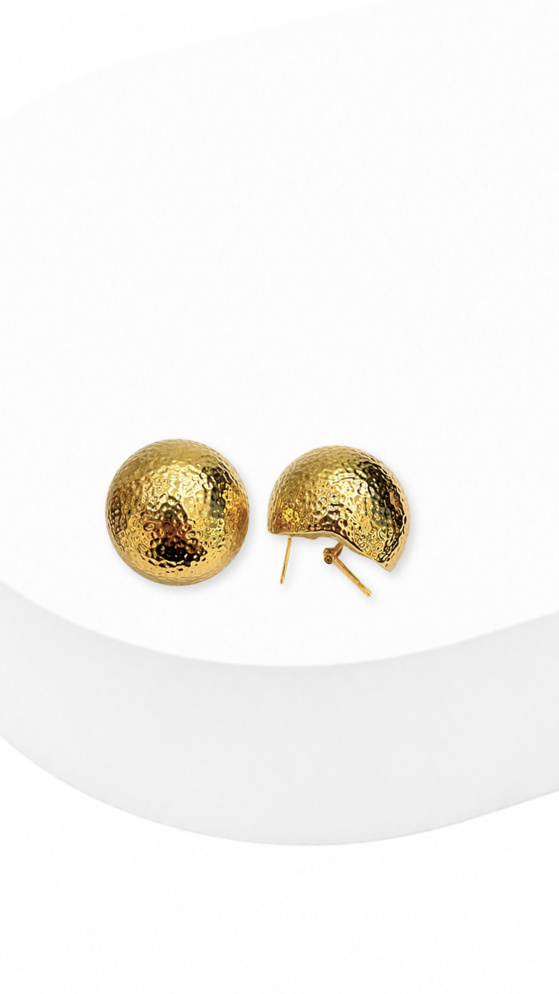 Aurora Dome Diacut Clip Type Earrings