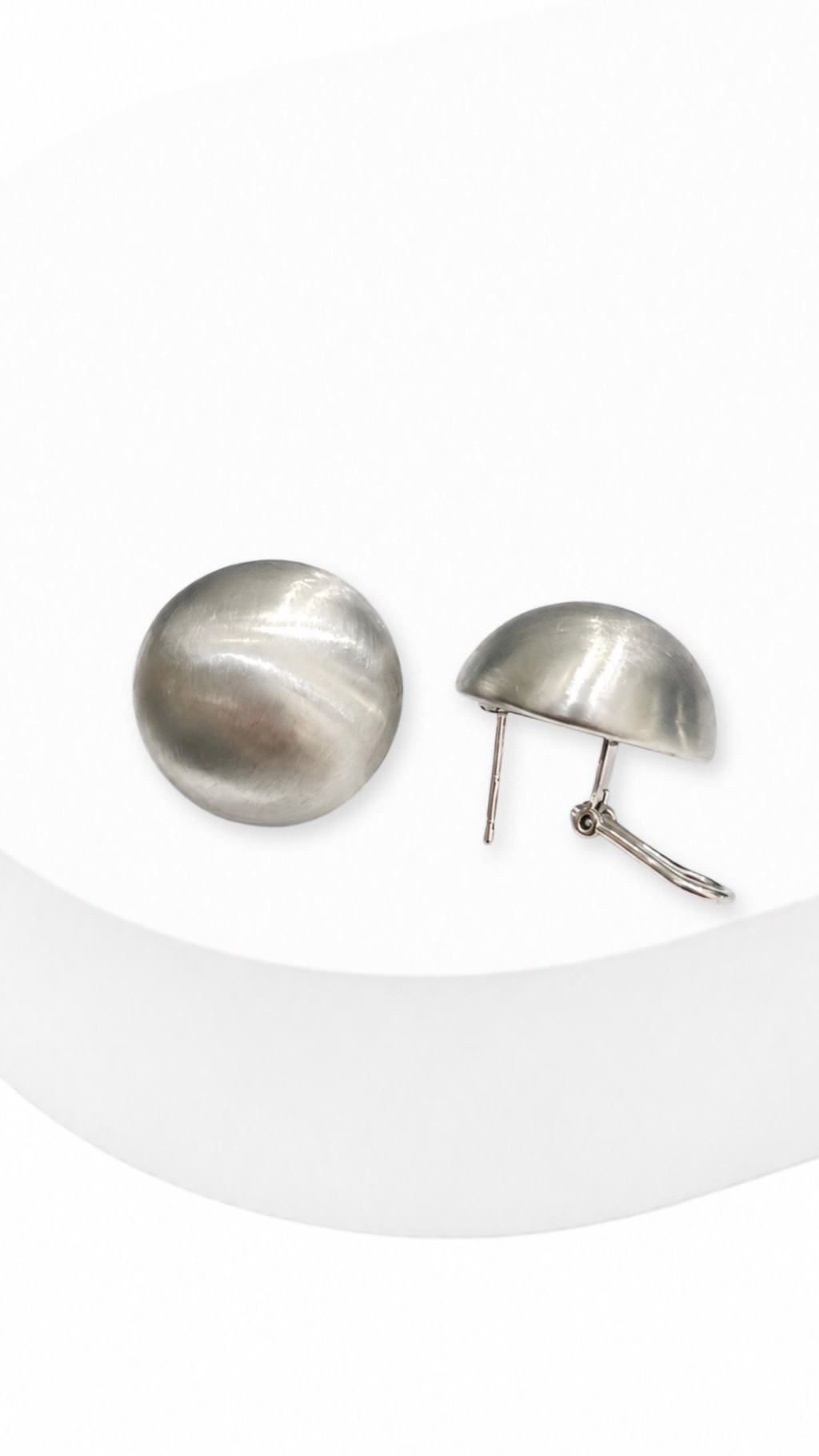 Aurora Half Moon Clip-Type Earrings White Gold Matte