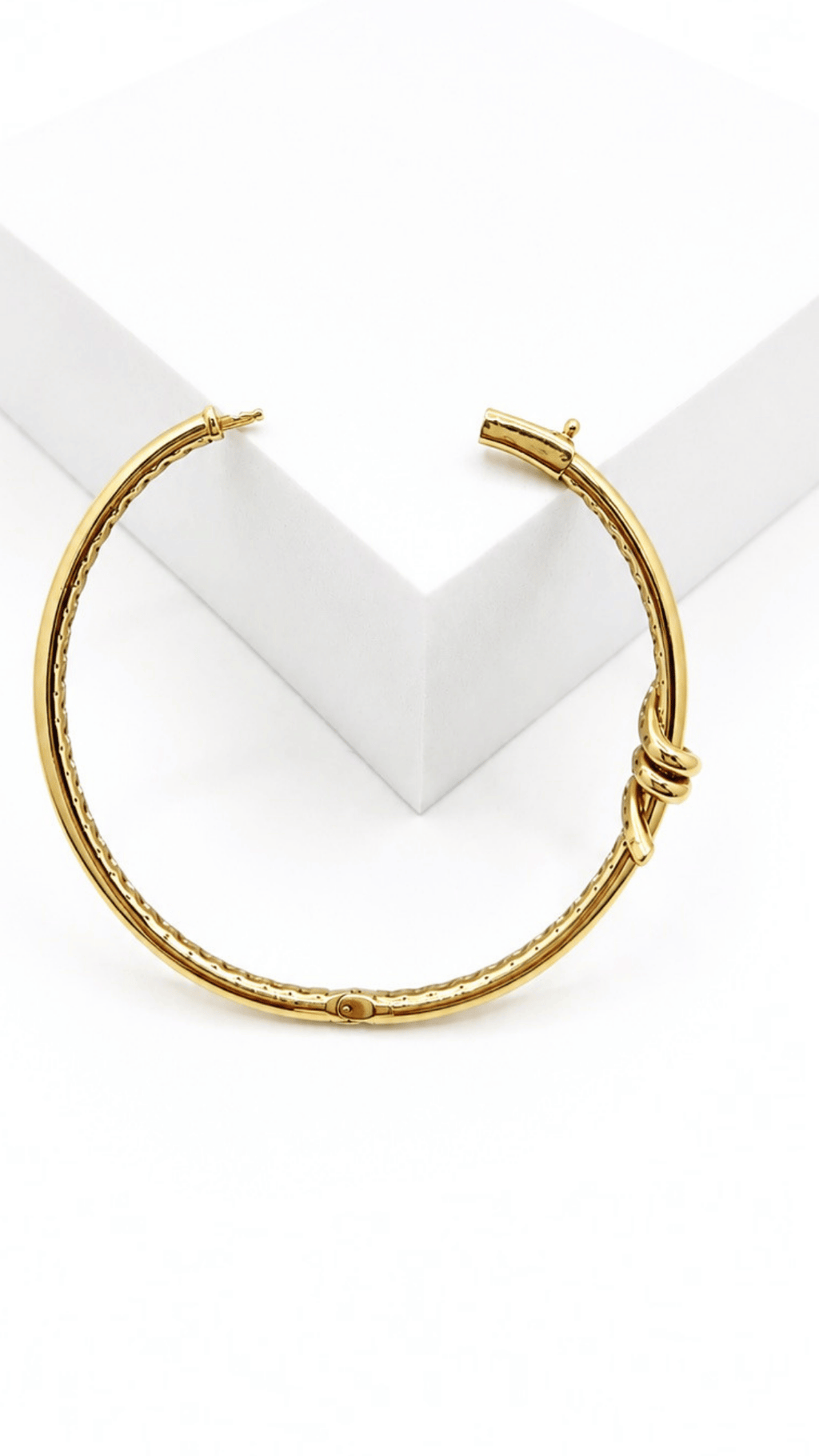 Serpenti Knot Bangle 17"