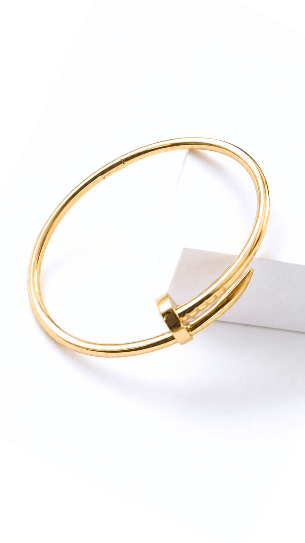 Nail Bangle 18"