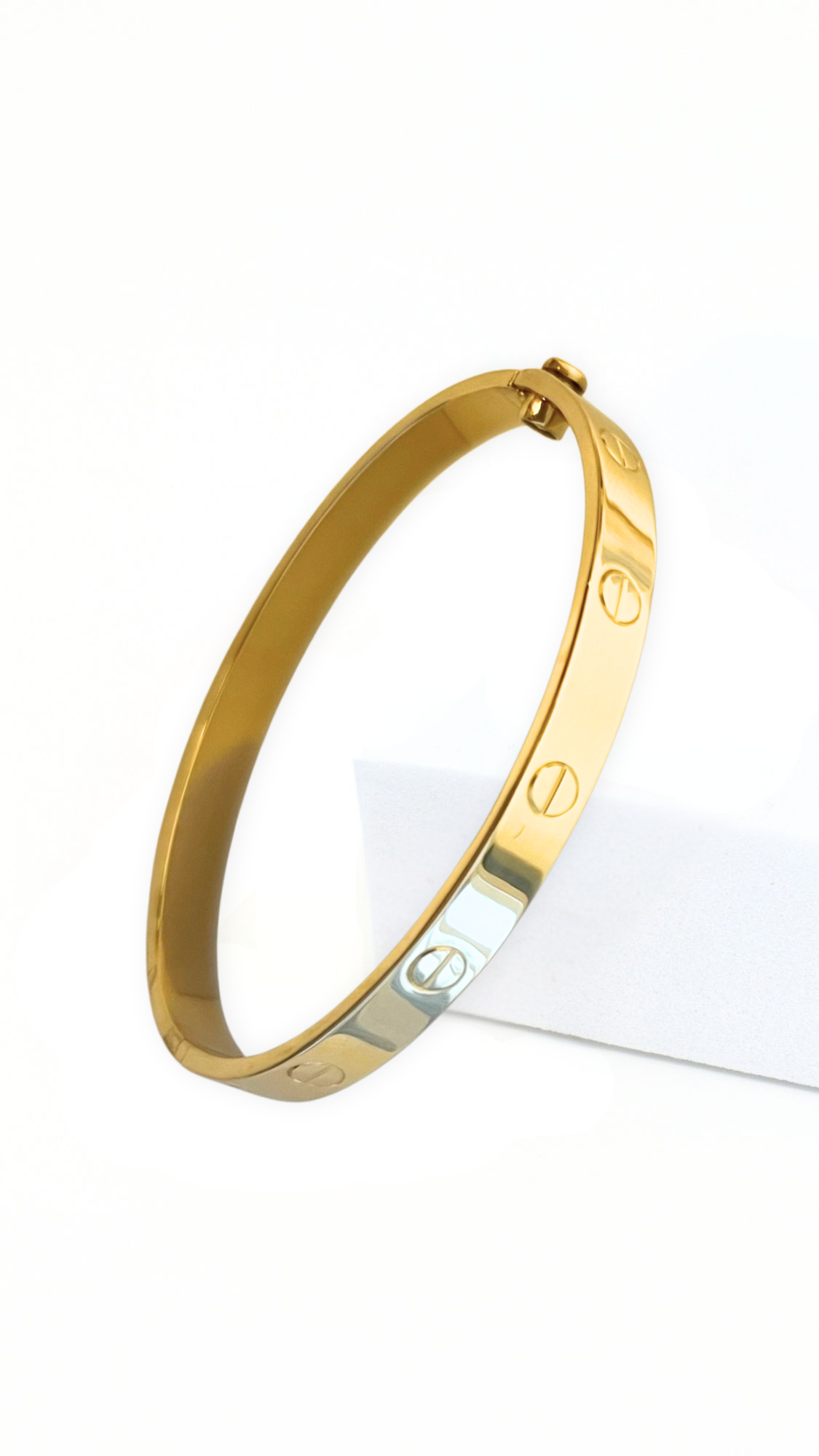 Love Bangle - Size 18