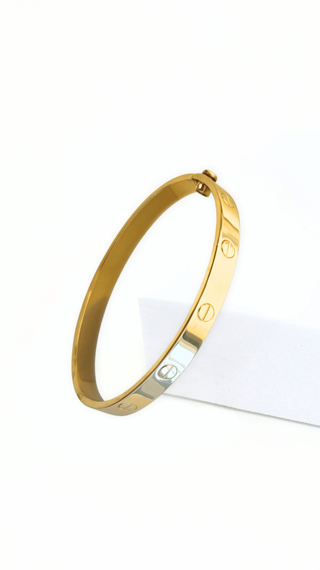 Love Bangle - Size 16