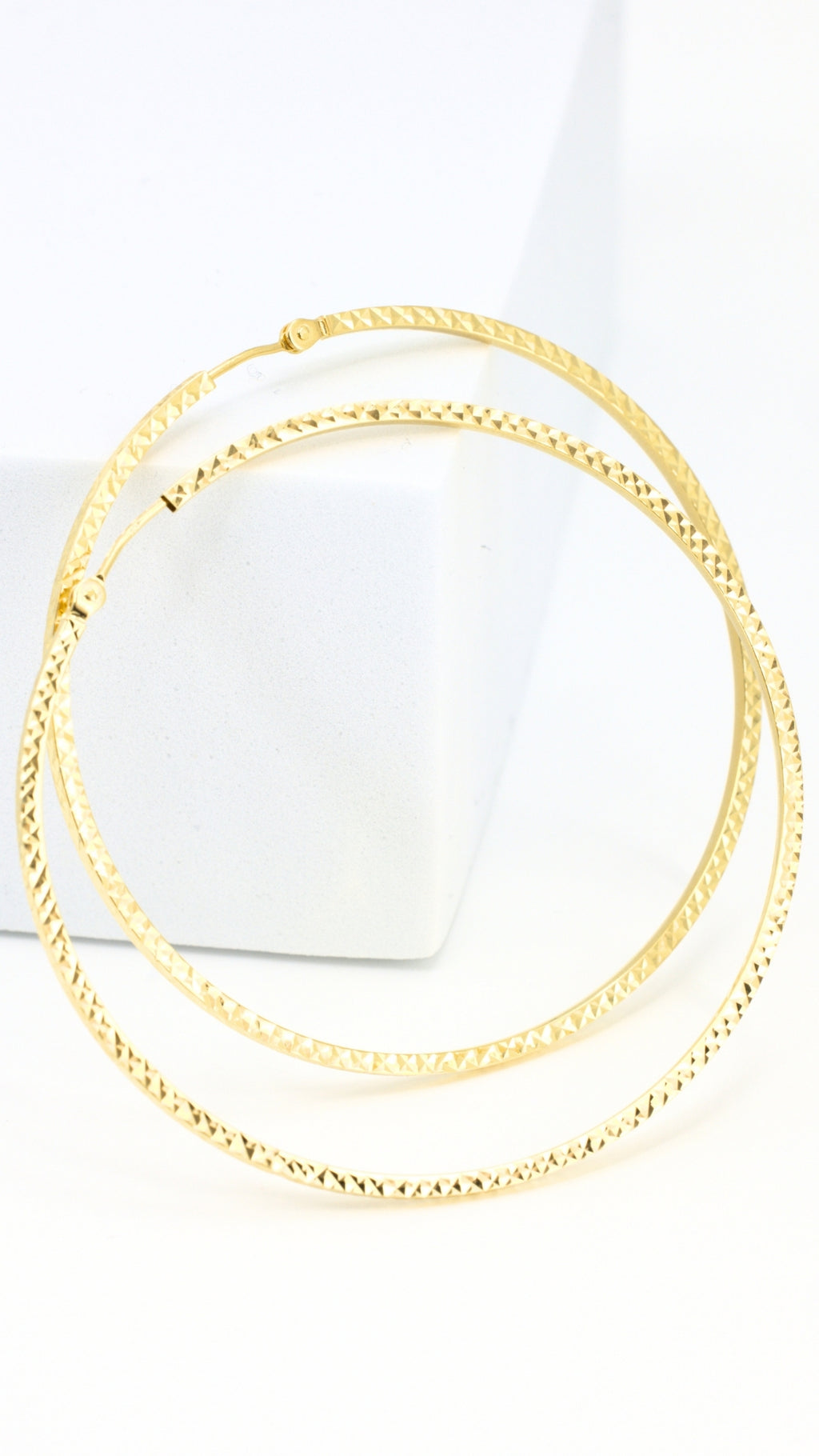 Hoop Earrings Diacut Large