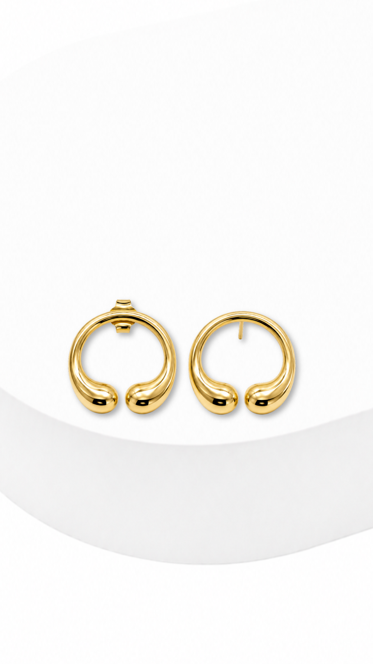 Tear Drop Round Earring