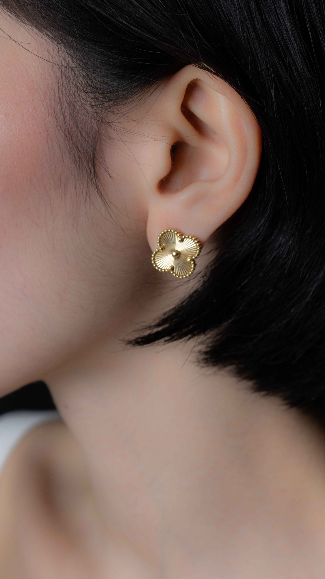 Four-Leaf Clover Stud Earrings 15mm