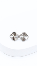 Four-Leaf Clover Earrings Clip-Type White Gold 15mm