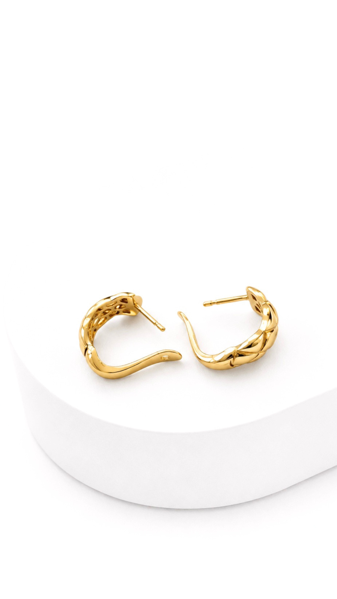 Quilted Crescent Earrings Clip-Type