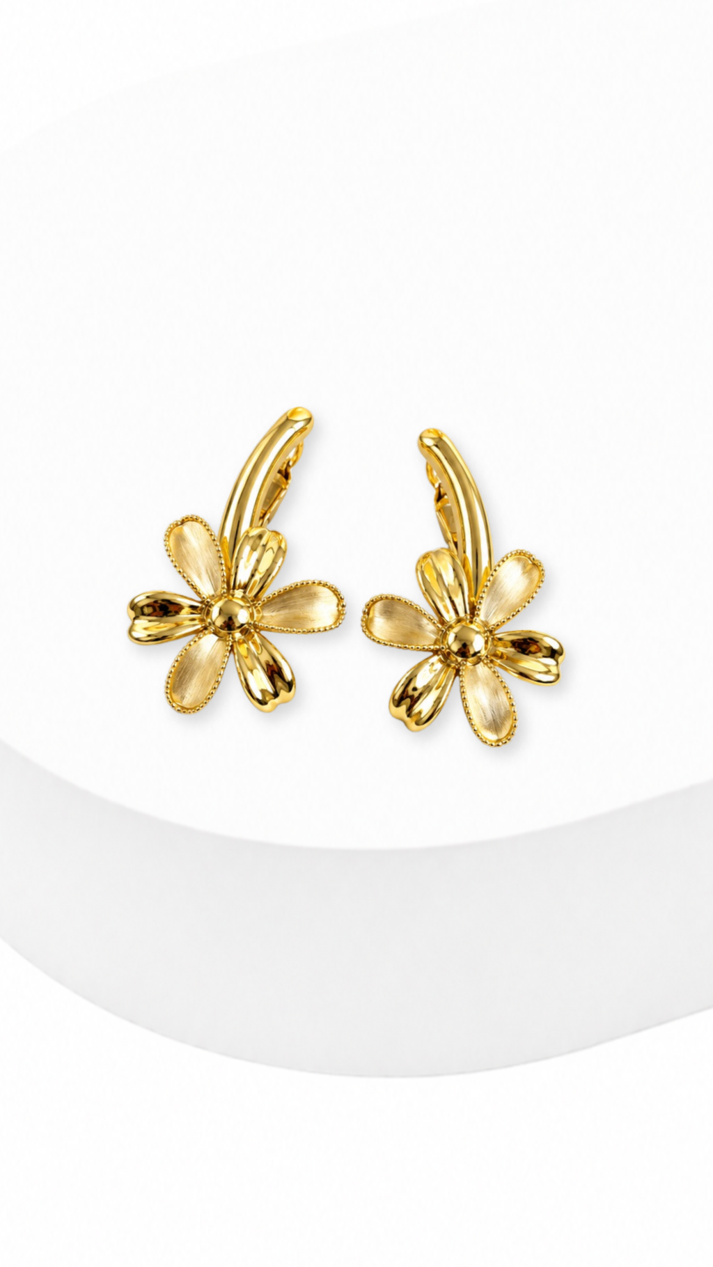 Flower Dangle Clip-Type Earrings Yellow Gold Glossy-Matte Finish