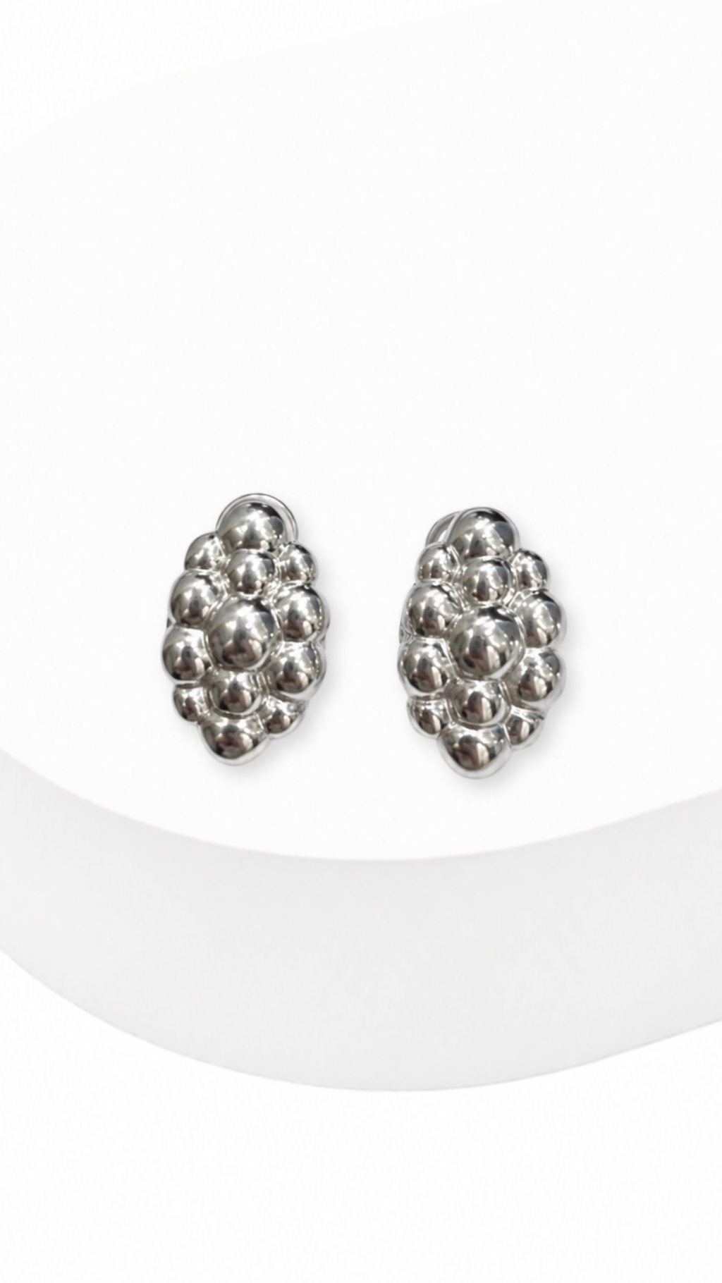 Golden Grape Cluster Clip Type White Gold  Earrings