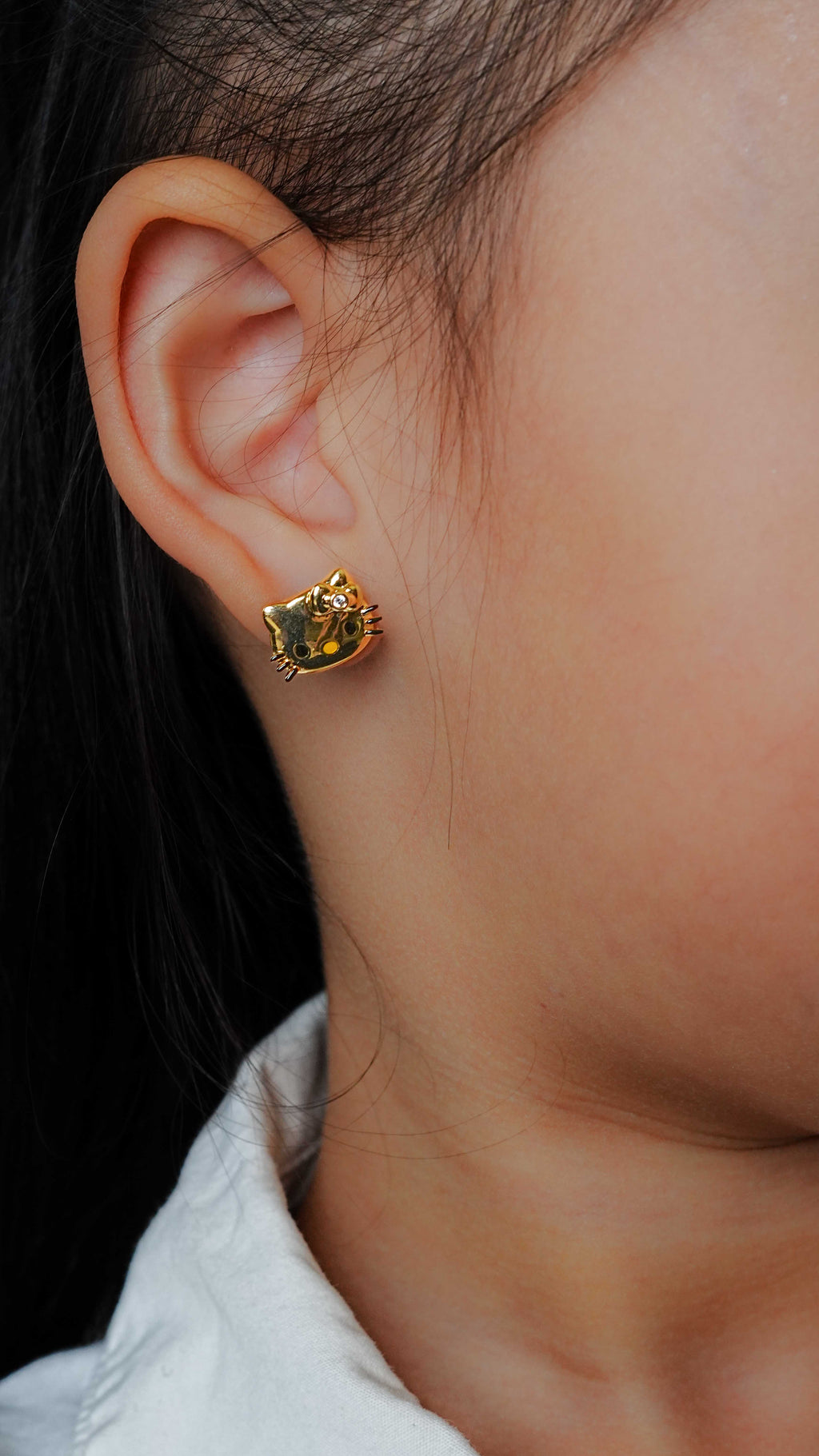 HKY Face Girls Stud Earrings With Stone
