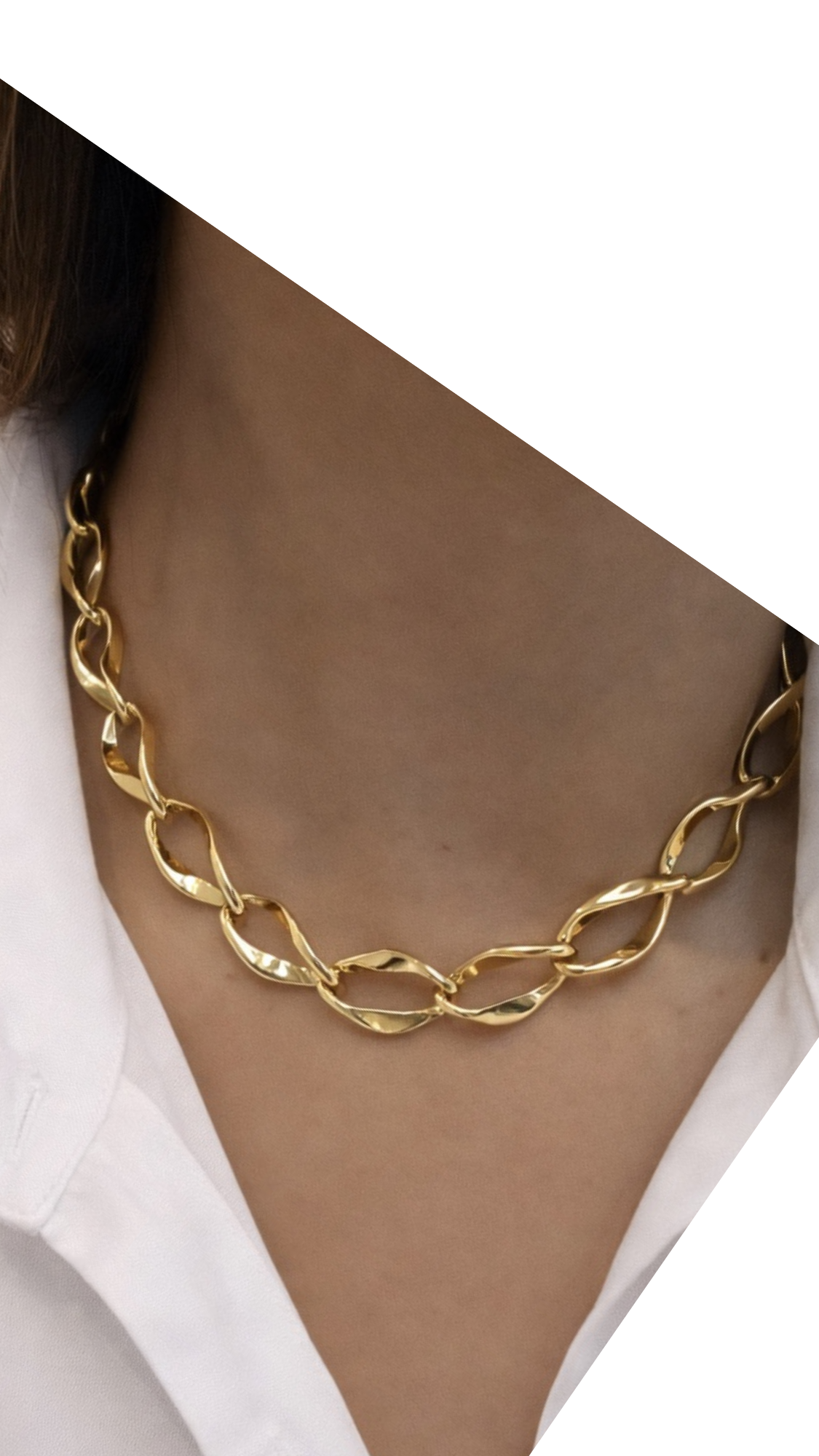 Twisted Oval Link Statement Necklace 18"