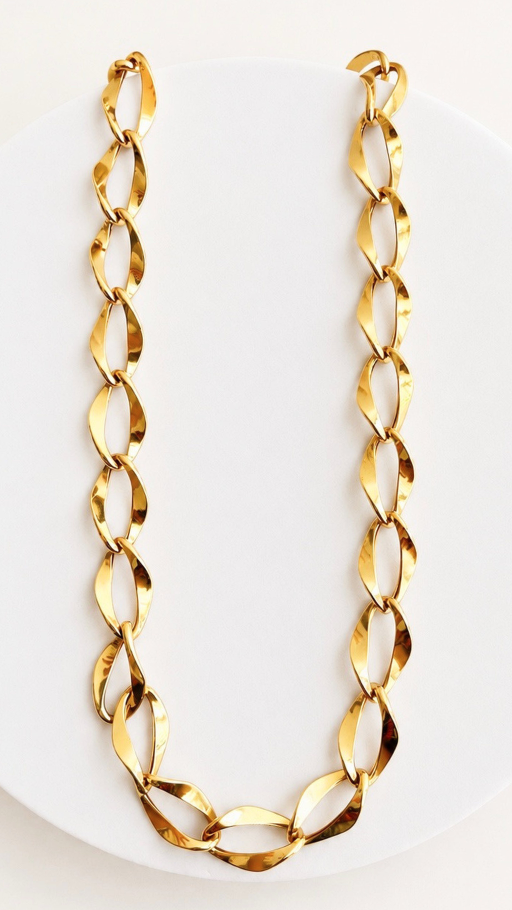 Twisted Oval Link Statement Necklace 18"