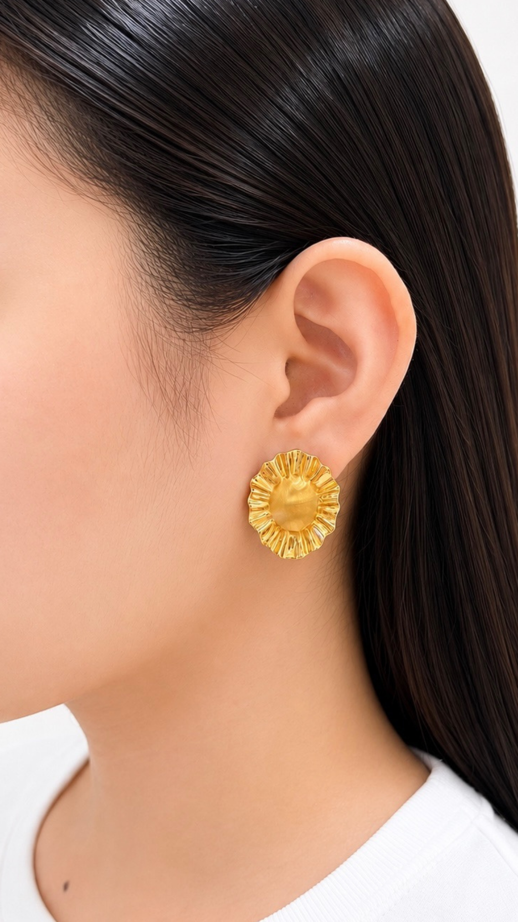 Sunburst Oval Clip-Type Earrings