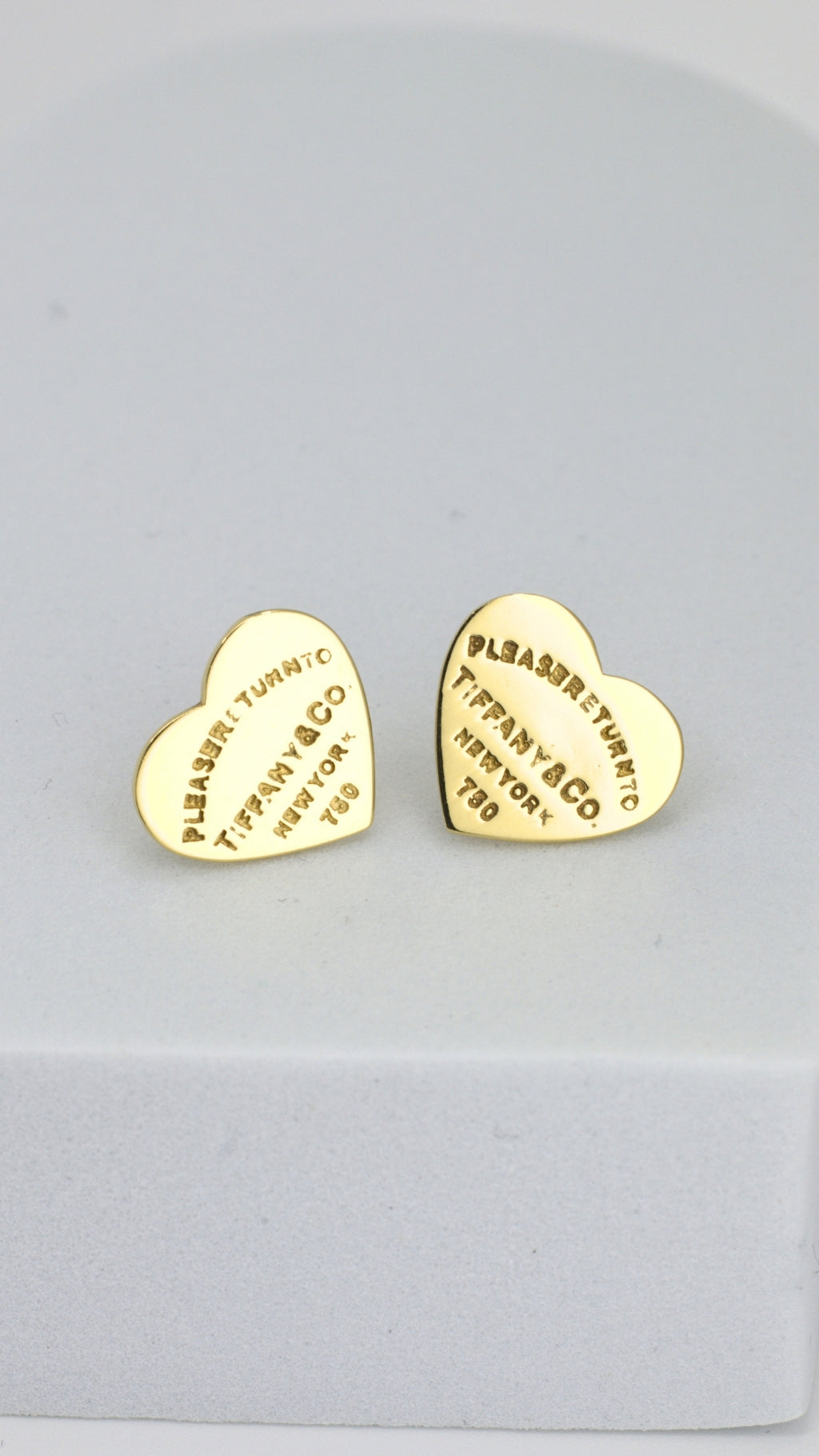 TFY Flat Heart Stud Earrings