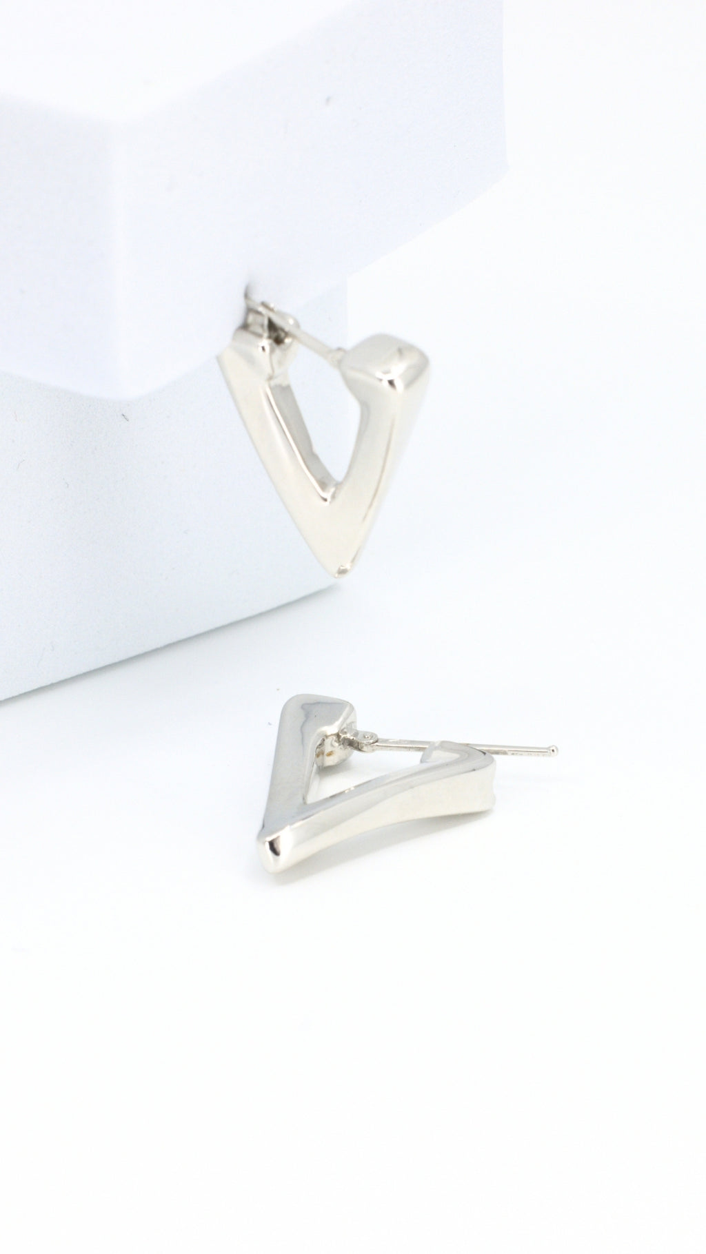 V Tube Hoop Earrings White Gold