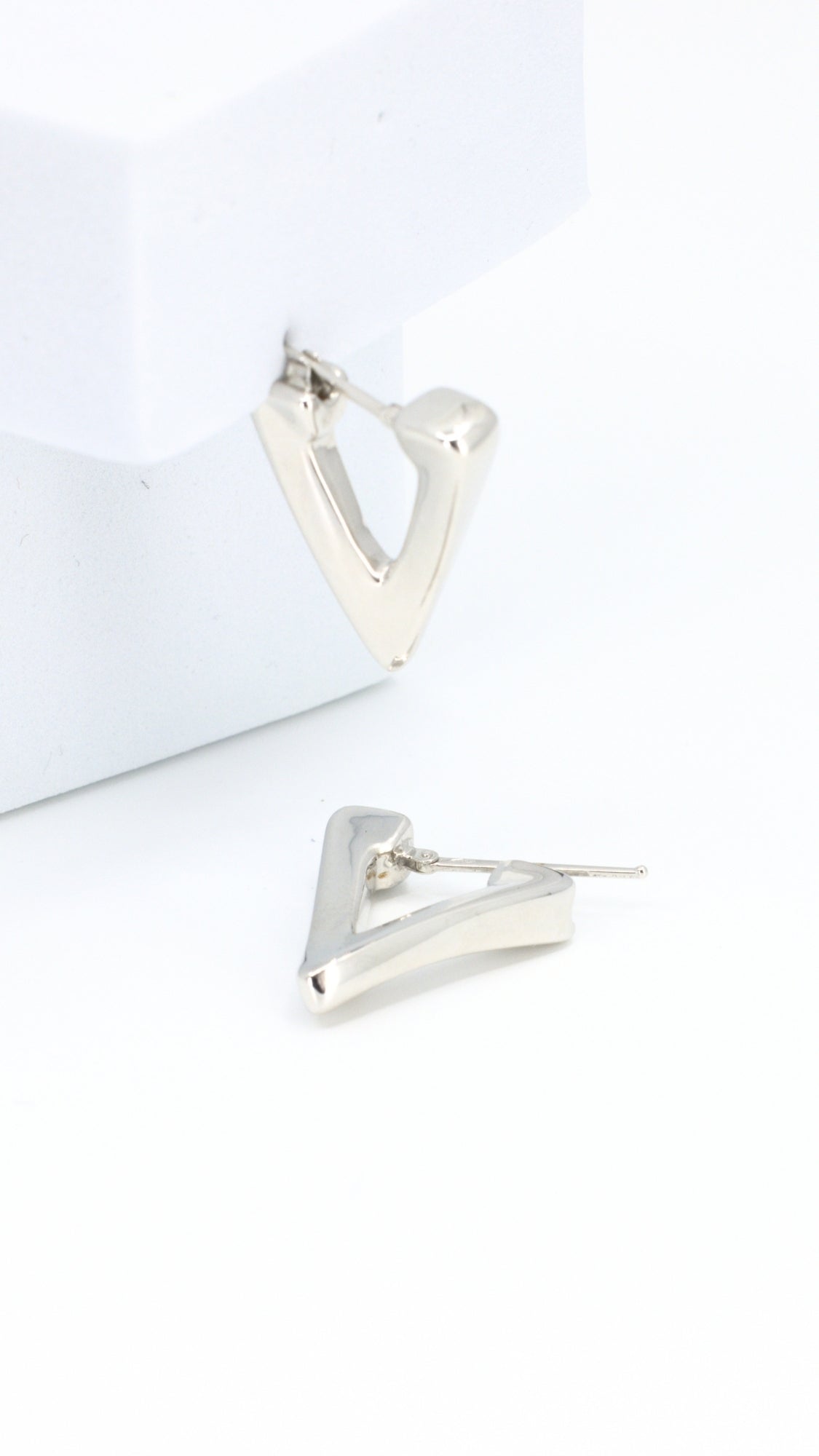 V Tube Hoop Earrings White Gold