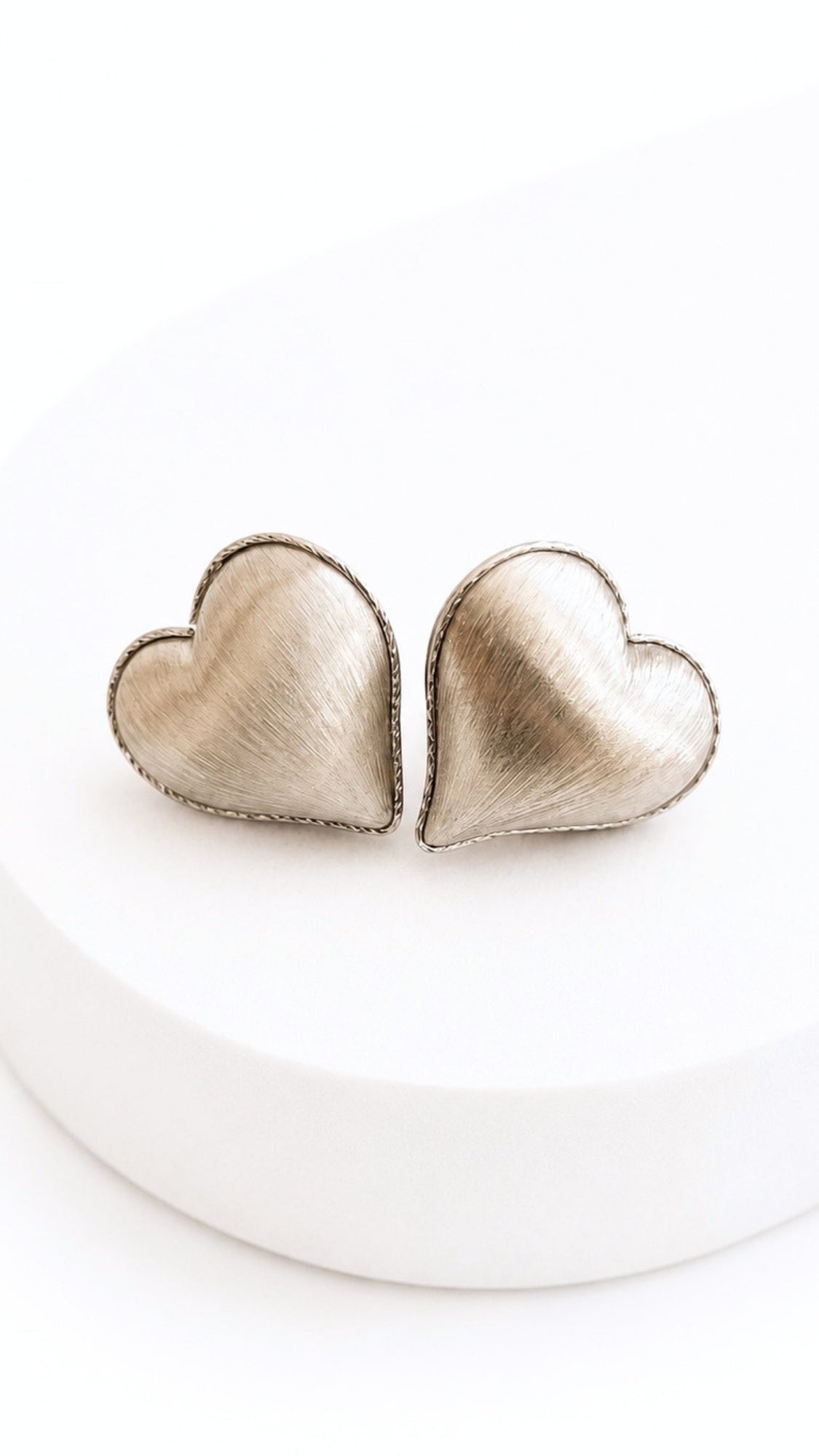 Pop Heart Earrings And Necklace With Pendant Set White Gold