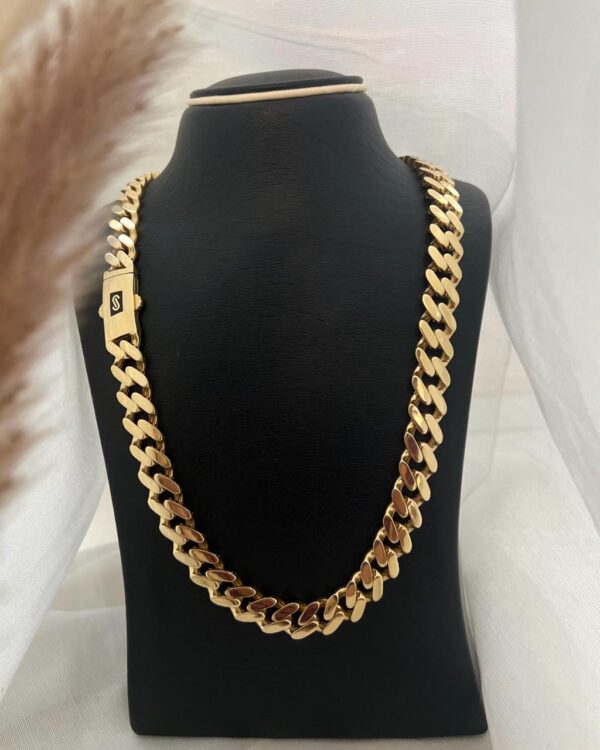 Lumiere 18k Gold Necklace